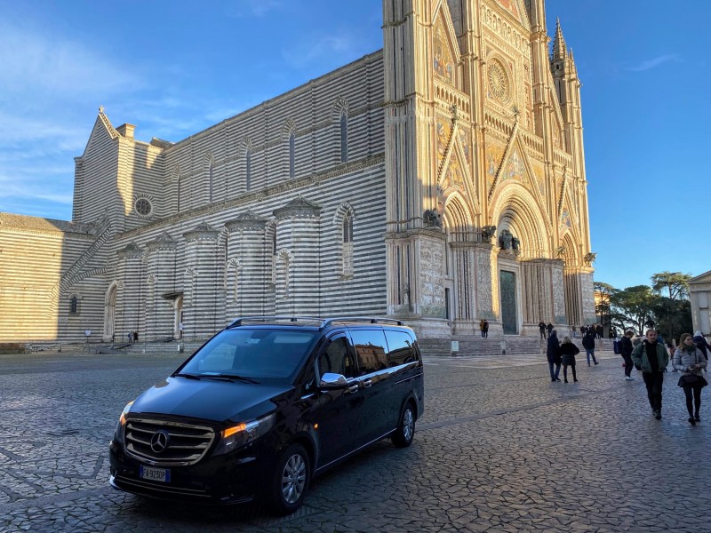 Transportation in Umbria. Bus, van or private car with drivers.