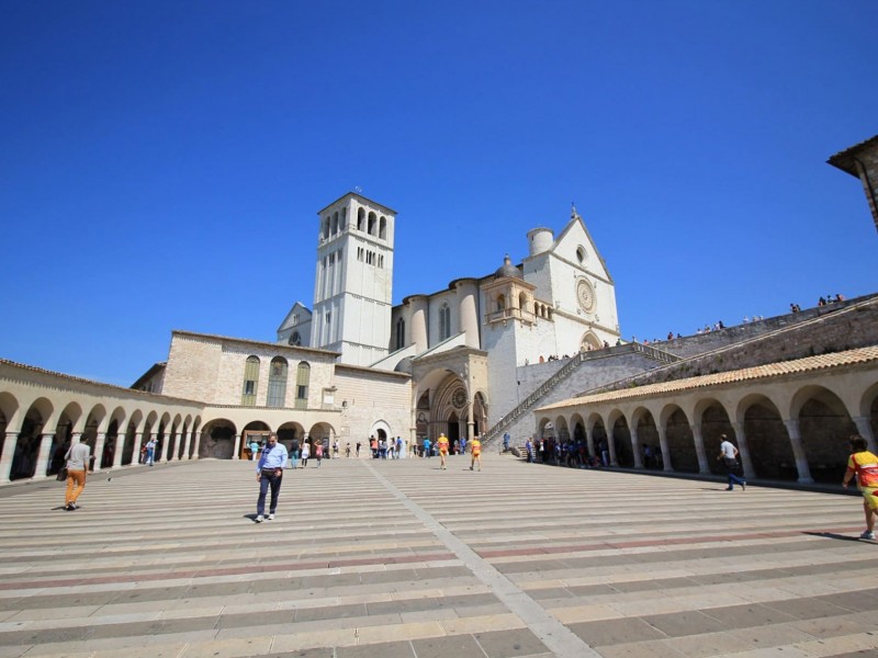 Il tour delle tre Basiliche di Assisi. Santa Chiara, San Francesco e la Porziuncola